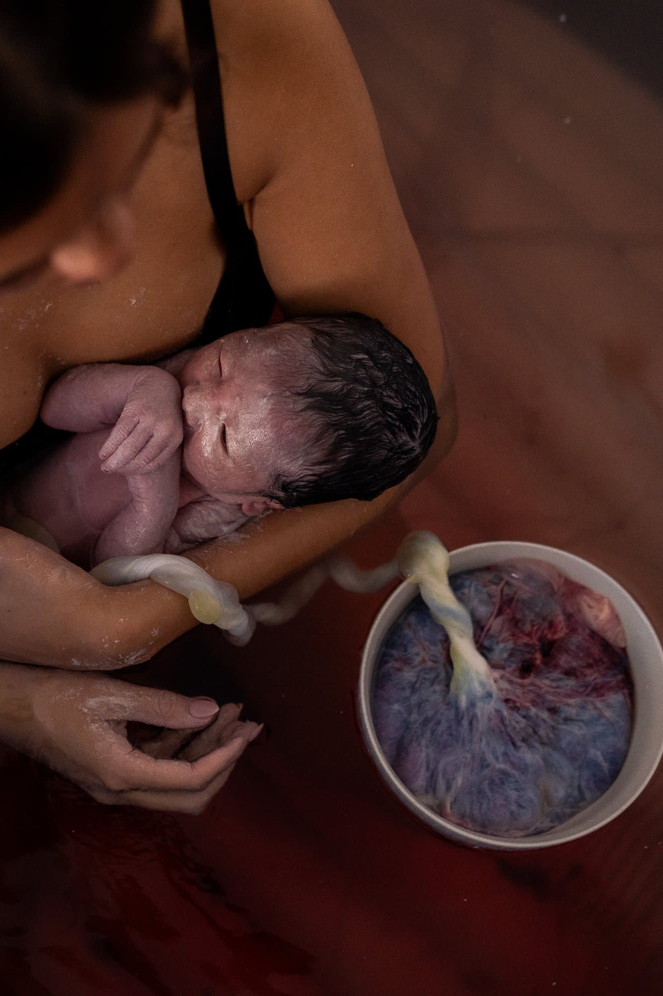 Midwife Angela homebirth in water in Sydney